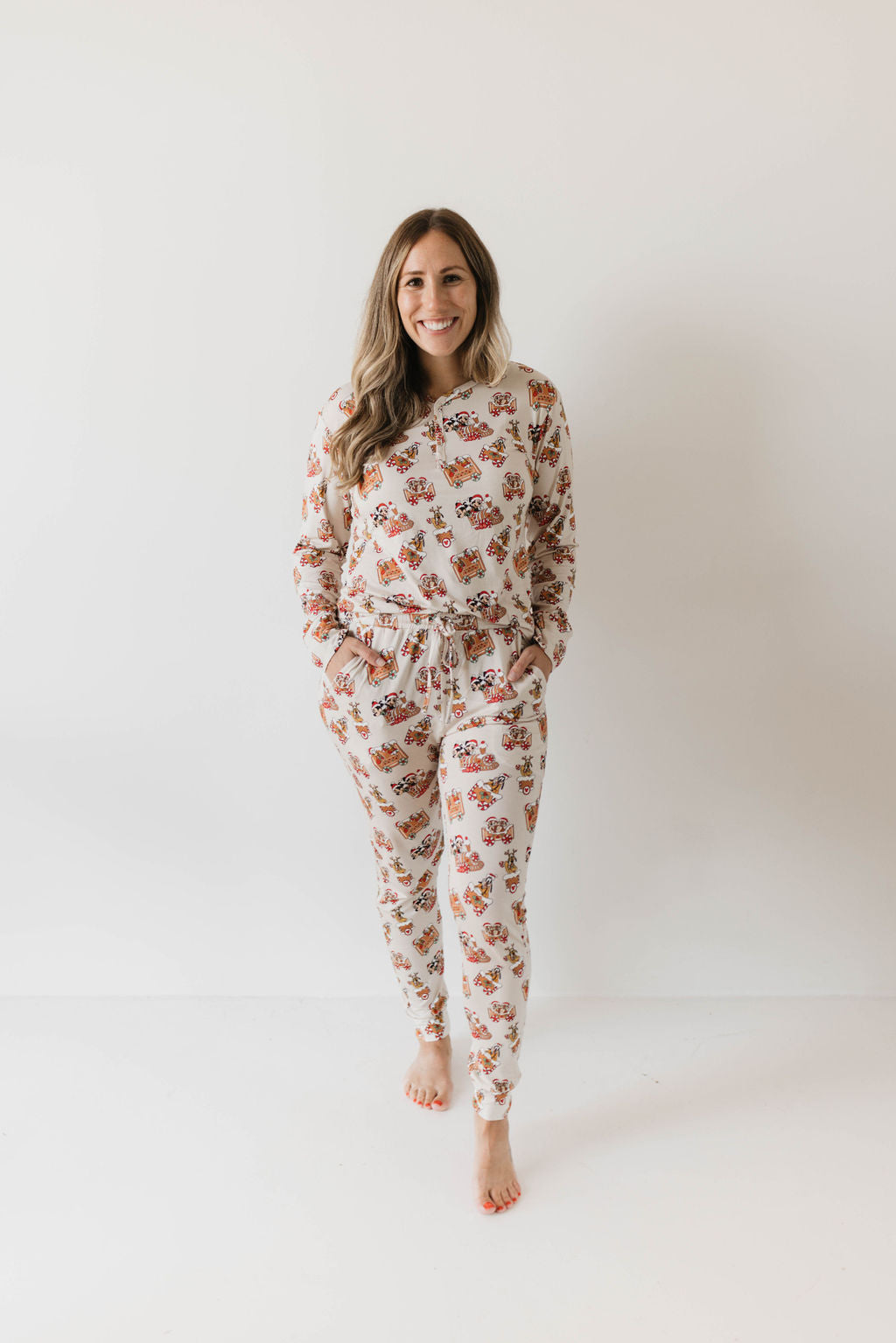 The Gingerbread Express: Womens Jogger Set