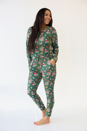 A Very Merry Pix-Mas: Womens Jogger Set