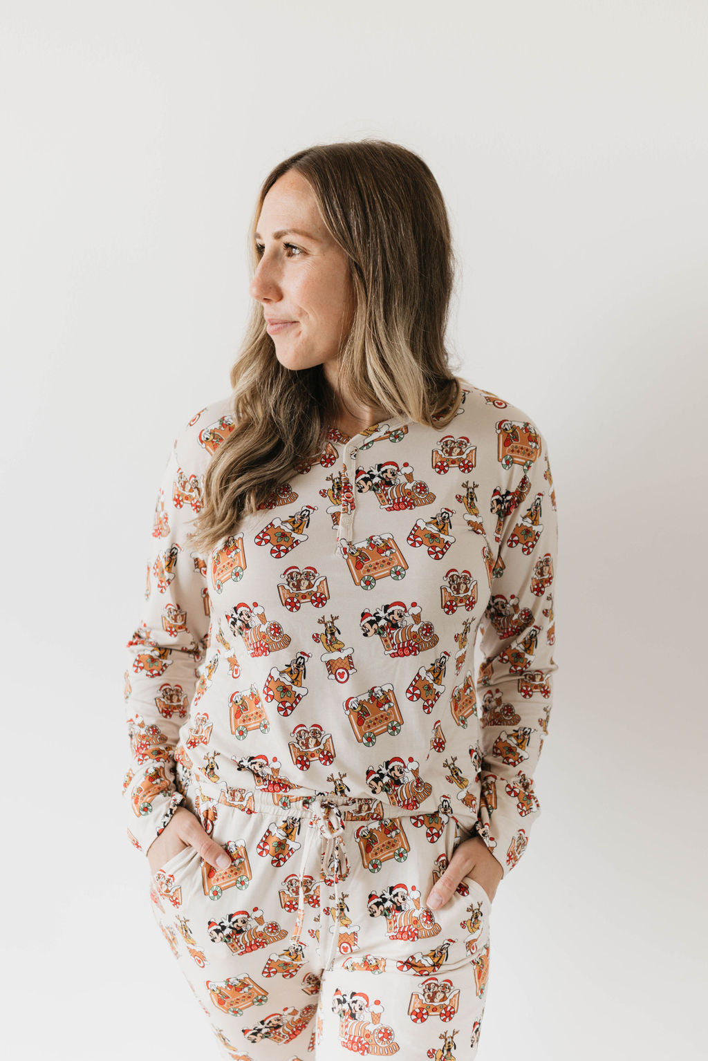 The Gingerbread Express: Womens Jogger Set