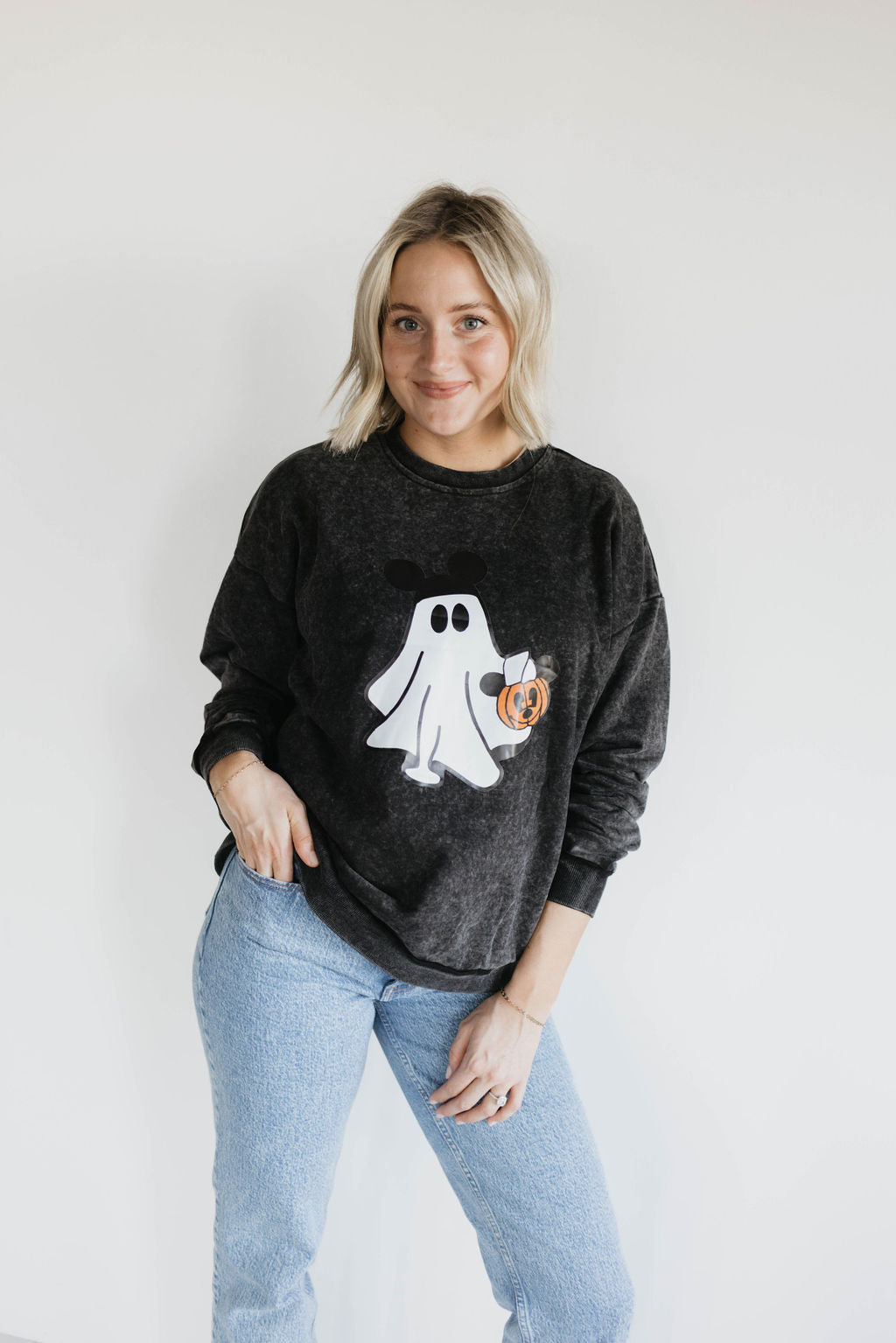 Spooky Ghost: Crewneck (Adult)