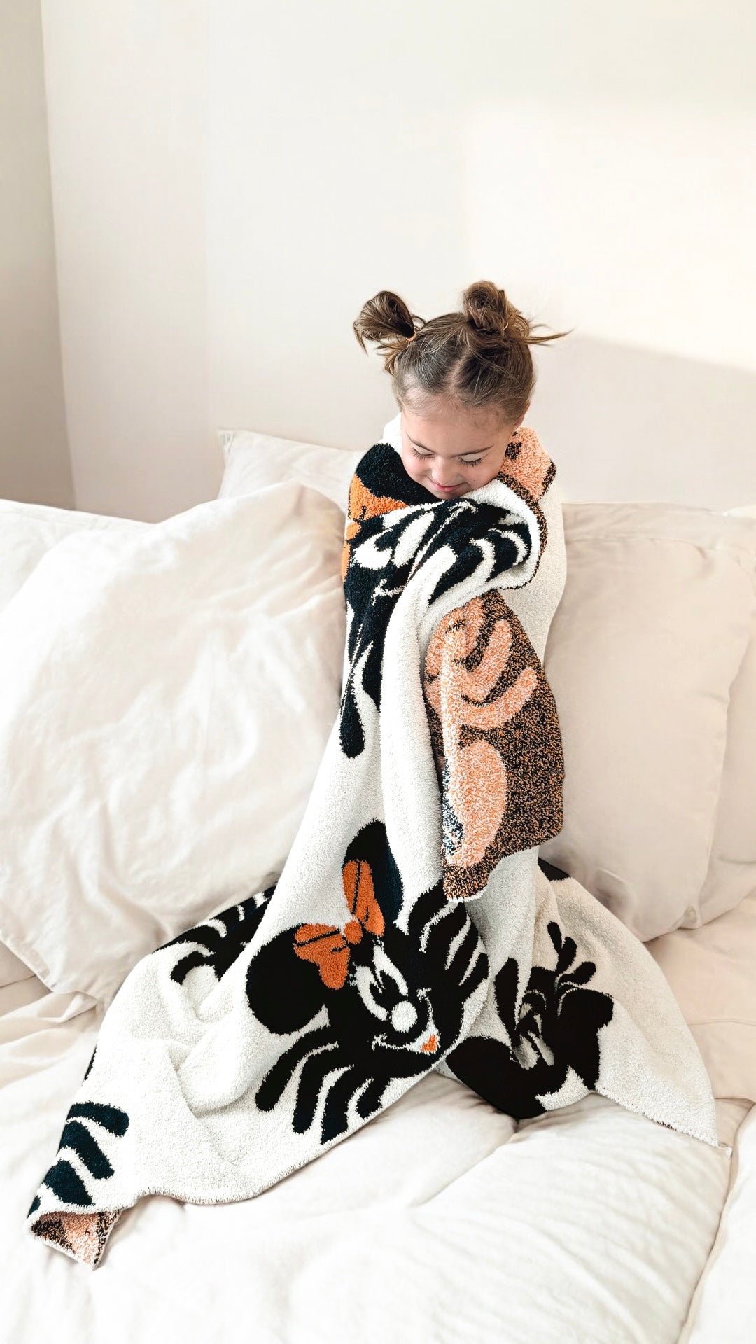 Spooky Spider Mouse: Blanket